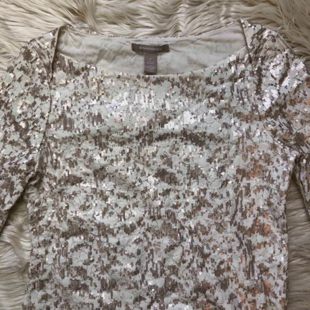 Banana Republic White Sequin Top Sz 6